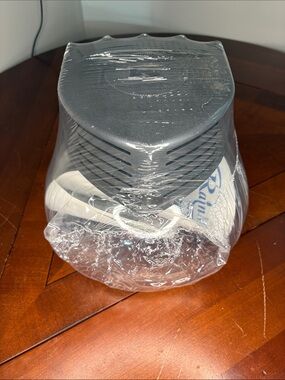 Rainbow RainMate Black Diffuser with vented Top & storage for scents. NWT.